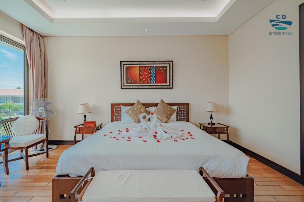 Emblem Sea 3 Bedroom Villas ดานัง ภายนอก รูปภาพ